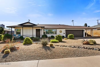 6637 E Oak St, Scottsdale, AZ 85257