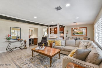 6637 Oak St, Scottsdale, AZ 85257