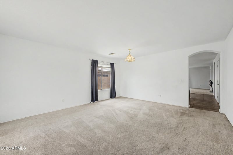 6637 S 18th Dr, Phoenix, AZ 85041