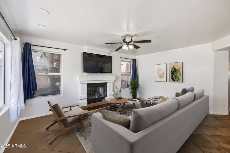 6638 Via Montoya Dr, Glendale, AZ 85310