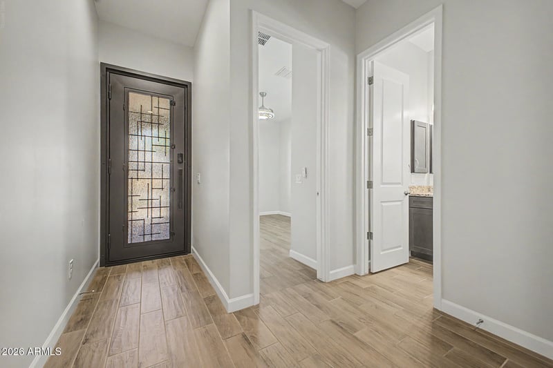6639 E Michigan Ave, Phoenix, AZ 85054