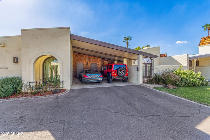 6640 N Chatelaine Pl, Phoenix, AZ 85014