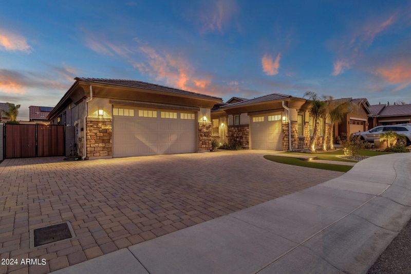 6641 W Roy Rogers Rd, Phoenix, AZ 85083