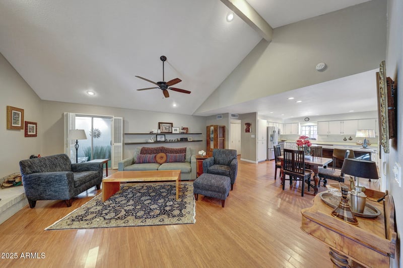 6643 Majorca Way, Phoenix, AZ 85016