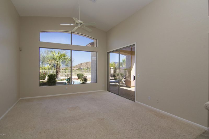 6644 E Redmont Dr, Mesa, AZ 85215