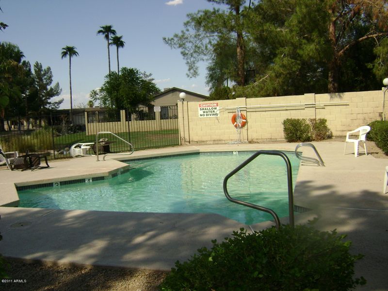6644 N 48th Dr, Glendale, AZ 85301