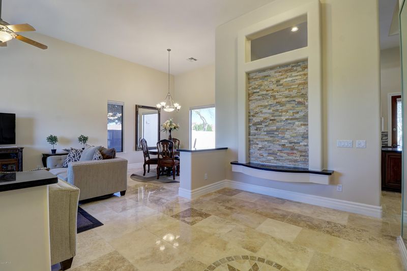 6645 E Redmont Dr #16, Mesa, AZ 85215