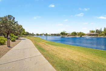 6647 Tonopah Dr, Glendale, AZ 85308