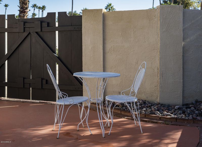 6648 E Dreyfus Ave, Scottsdale, AZ 85254