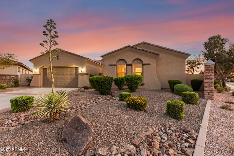 6648 Lyon Dr, Gilbert, AZ 85298