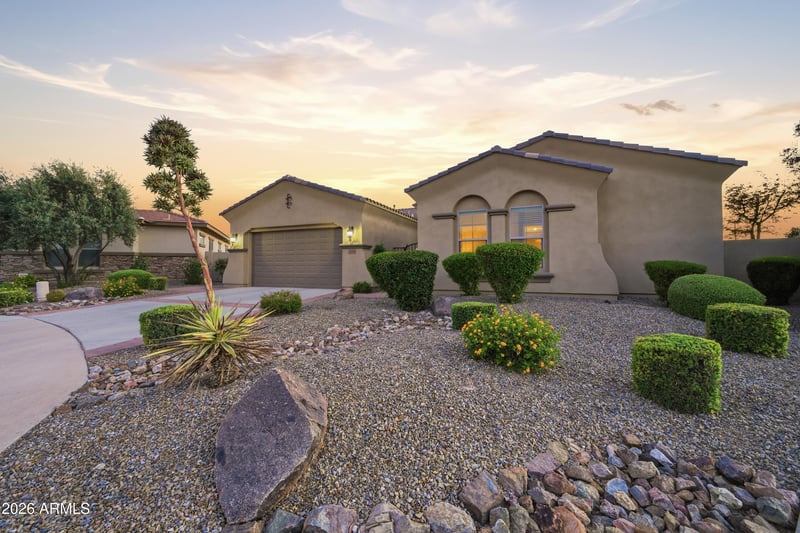 6648 S Lyon Dr, Gilbert, AZ 85298