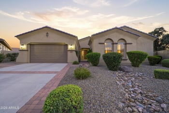 6648 S Lyon Dr, Gilbert, AZ 85298