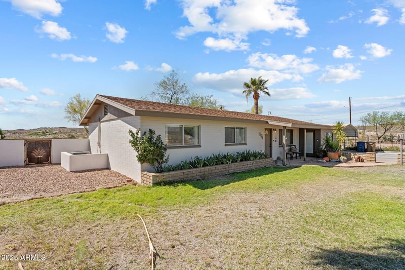 665 Chaparral Rd, Wickenburg, AZ 85390