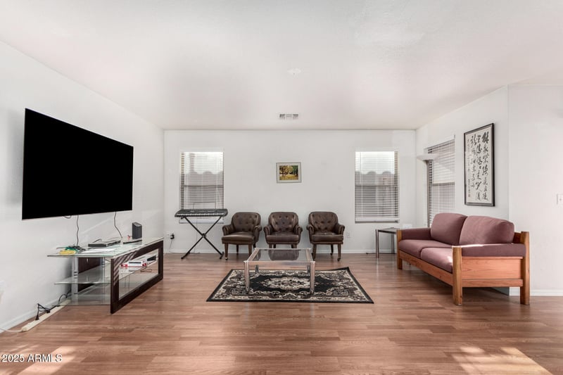 665 E Winchester Way, Chandler, AZ 85286