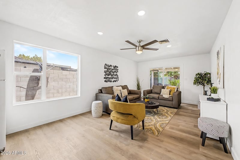 665 W Enid Ave, Mesa, AZ 85210