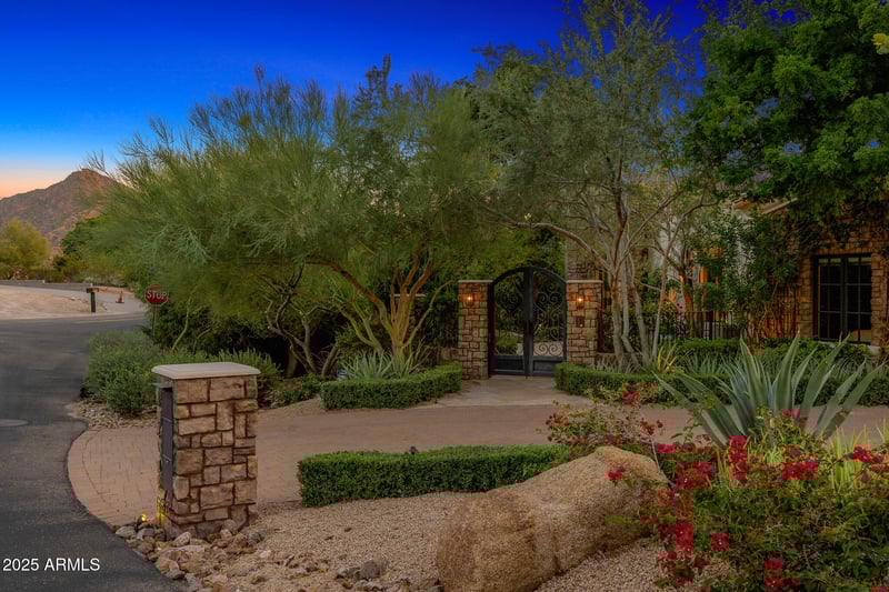 6650 Hillside Dr, Paradise Valley, AZ 85253