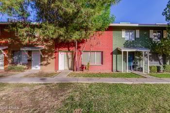 6654 43rd Ave, Glendale, AZ 85301