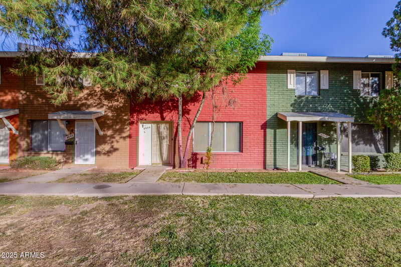 6654 43rd Ave, Glendale, AZ 85301
