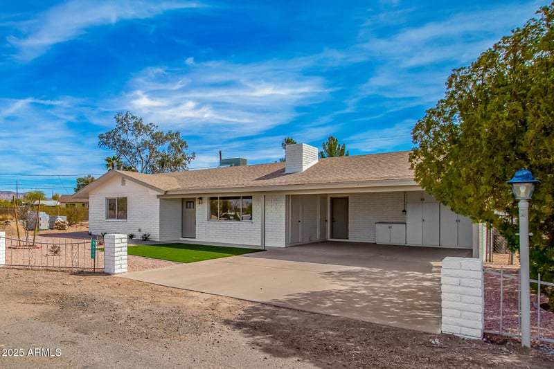 6655 Rustic Dr, Mesa, AZ 85215