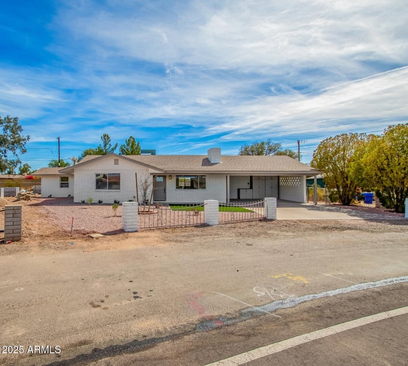 6655 Rustic Dr, Mesa, AZ 85215