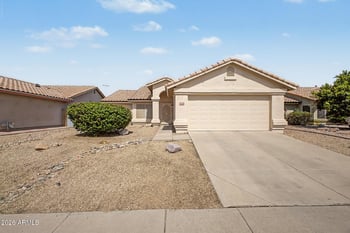 6657 77th Dr, Glendale, AZ 85303