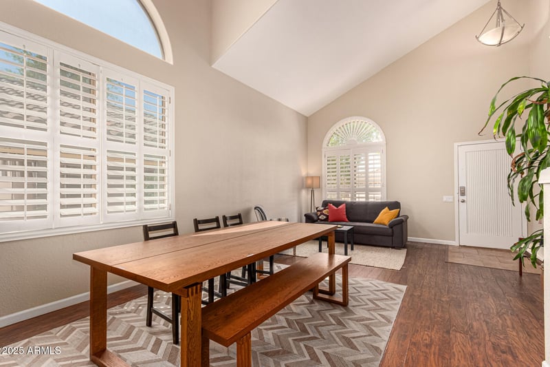 6659 Monona Dr, Glendale, AZ 85308