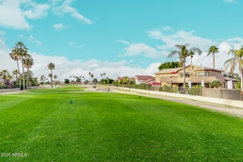 6659 Monona Dr, Glendale, AZ 85308