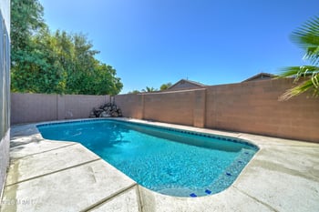 6661 Aurora Dr, Glendale, AZ 85308