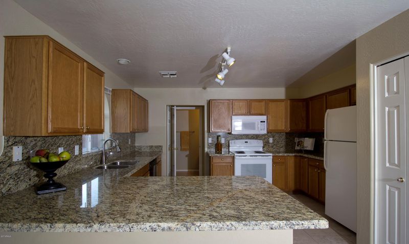 6663 E Virginia St, Mesa, AZ 85215