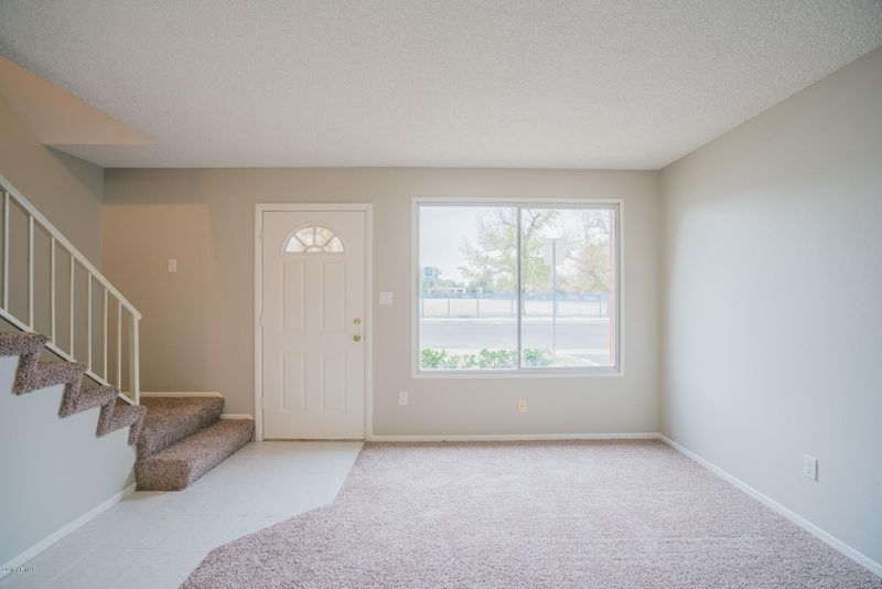 6665 N 44th Ave, Glendale, AZ 85301