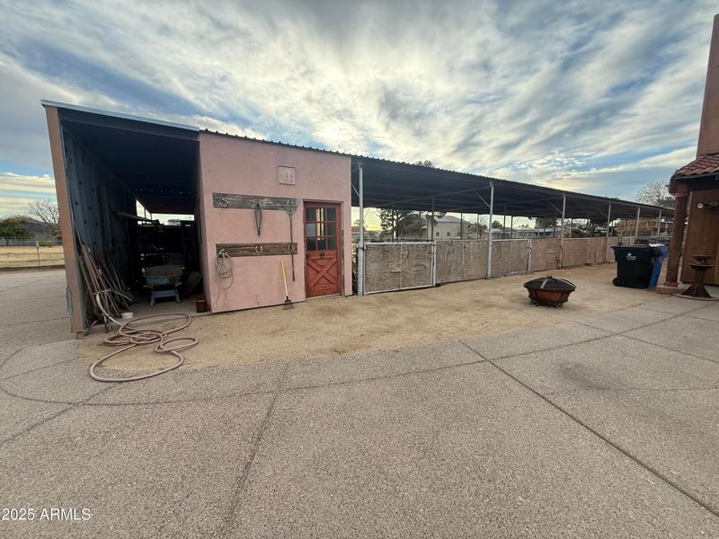 667 E Pony Ln, Gilbert, AZ 85295