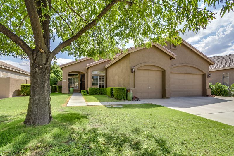 667 W Ivanhoe St, Gilbert, AZ 85233