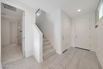 667 Winchester Dr, Chandler, AZ 85286