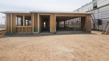 6677 Fiddleneck Way, San Tan Valley, AZ 85143