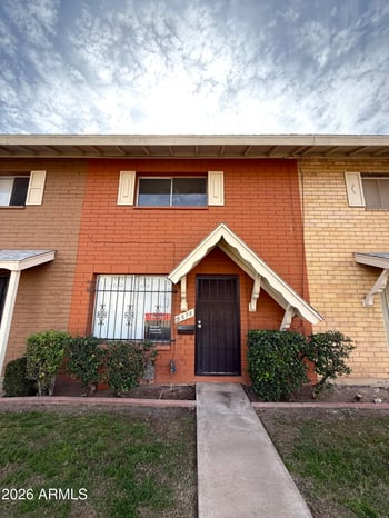 6678 43rd Ave, Glendale, AZ 85301