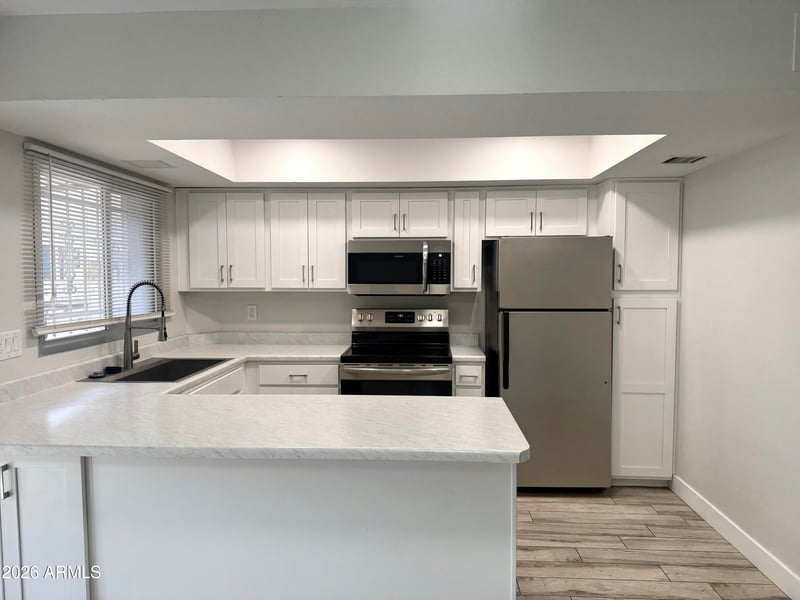 6678 43rd Ave, Glendale, AZ 85301
