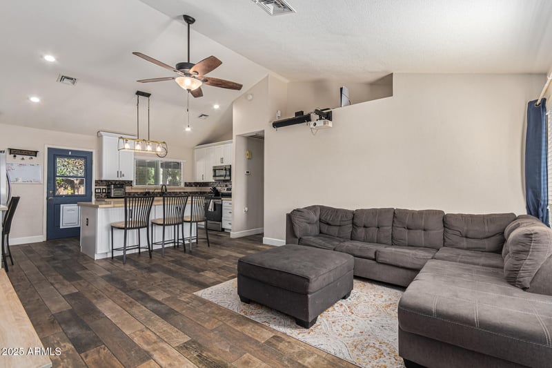 668 Estrella Dr, Chandler, AZ 85225