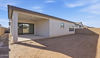 668 Greenback Dr, San Tan Valley, AZ 85140