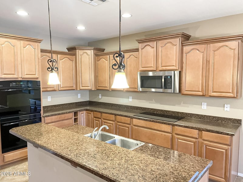 668 Stanley Ave, Queen Creek, AZ 85140