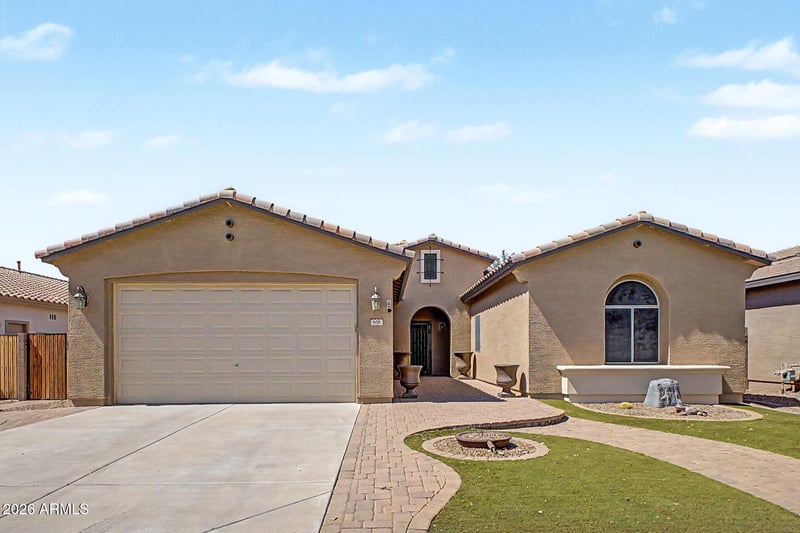 668 Stanley Ave, Queen Creek, AZ 85140