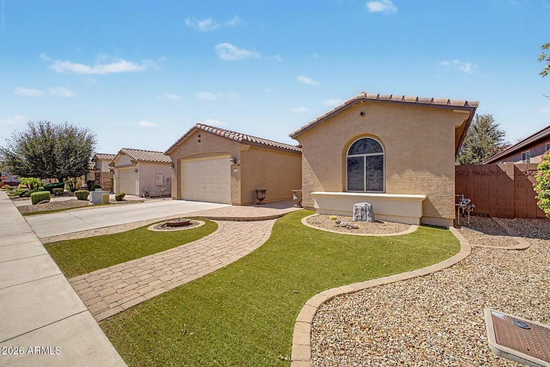 668 Stanley Ave, Queen Creek, AZ 85140