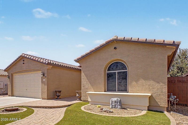 668 Stanley Ave, Queen Creek, AZ 85140