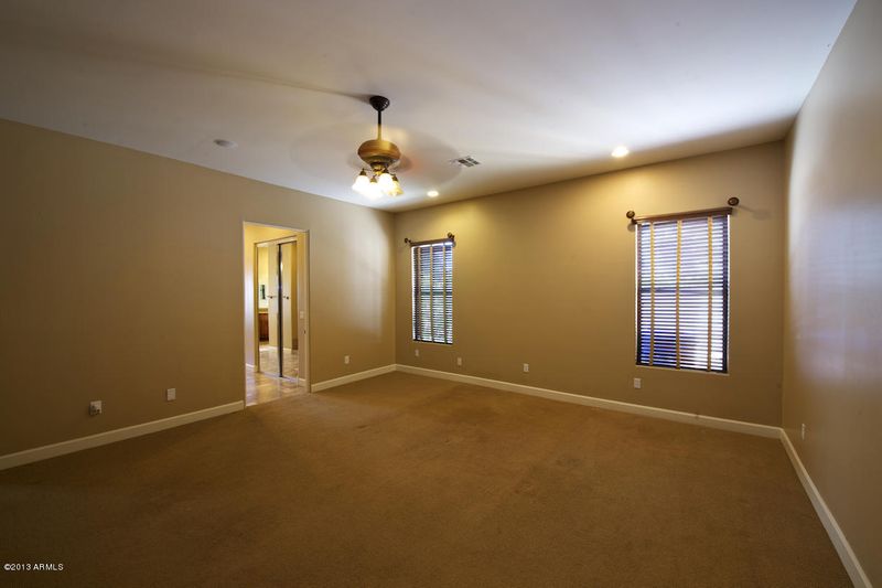 6680 S 161st Pl, Gilbert, AZ 85298