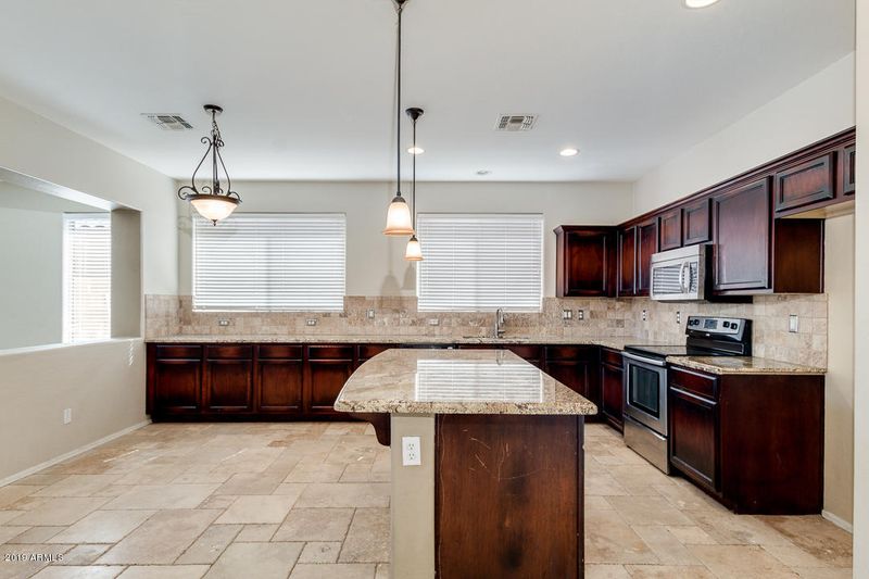 6681 S Cartier Dr, Gilbert, AZ 85298