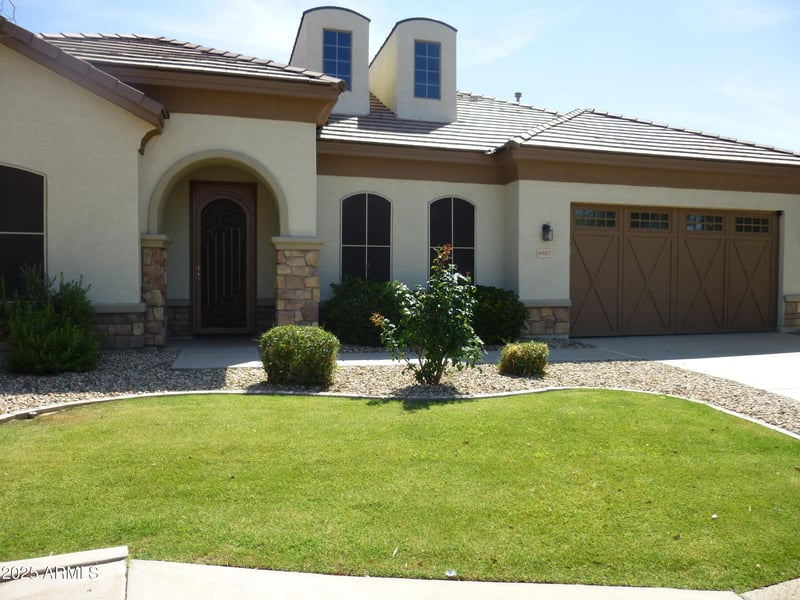 6687 Banning St, Gilbert, AZ 85298