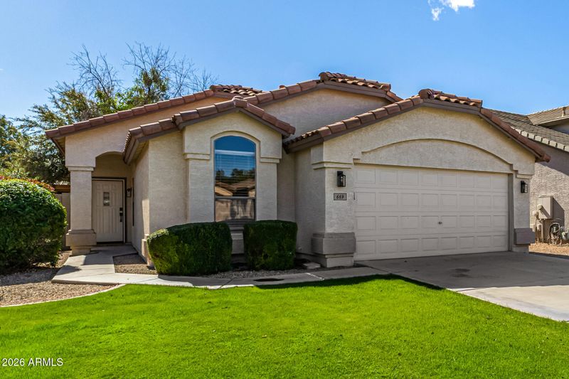 669 E Cathy Dr, Gilbert, AZ 85296