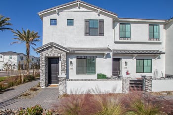 669 Scenic St, Apache Junction, AZ 85119