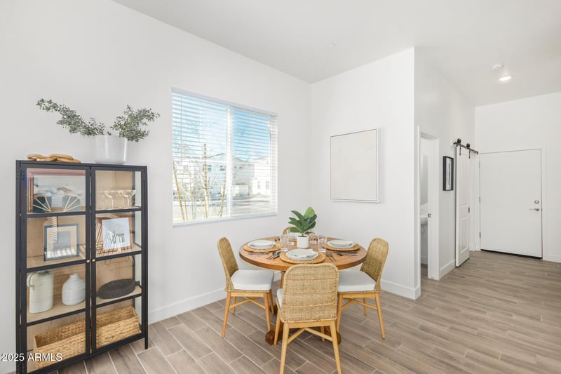 669 Scenic St, Apache Junction, AZ 85119