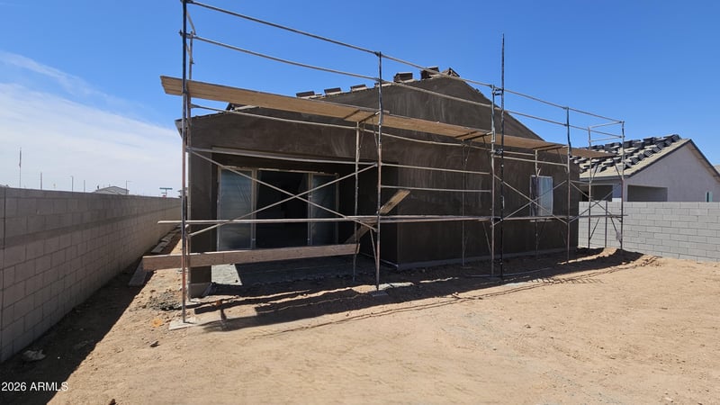 6690 Fiddleneck Way, San Tan Valley, AZ 85143