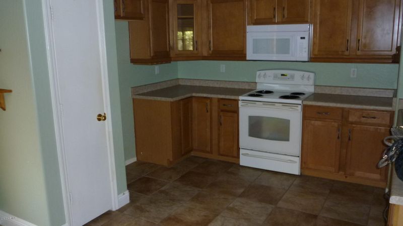 6690 E Pine Way, Florence, AZ 85132